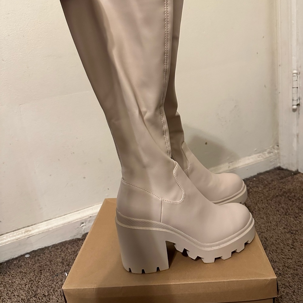Roxanna Steve Madden Beige Over the Knee Boots
